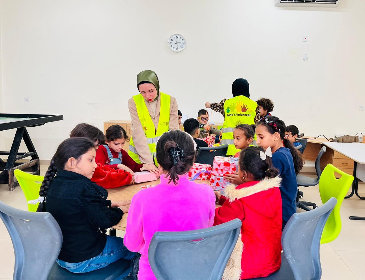 رسم يبرز التعلم والشهادات